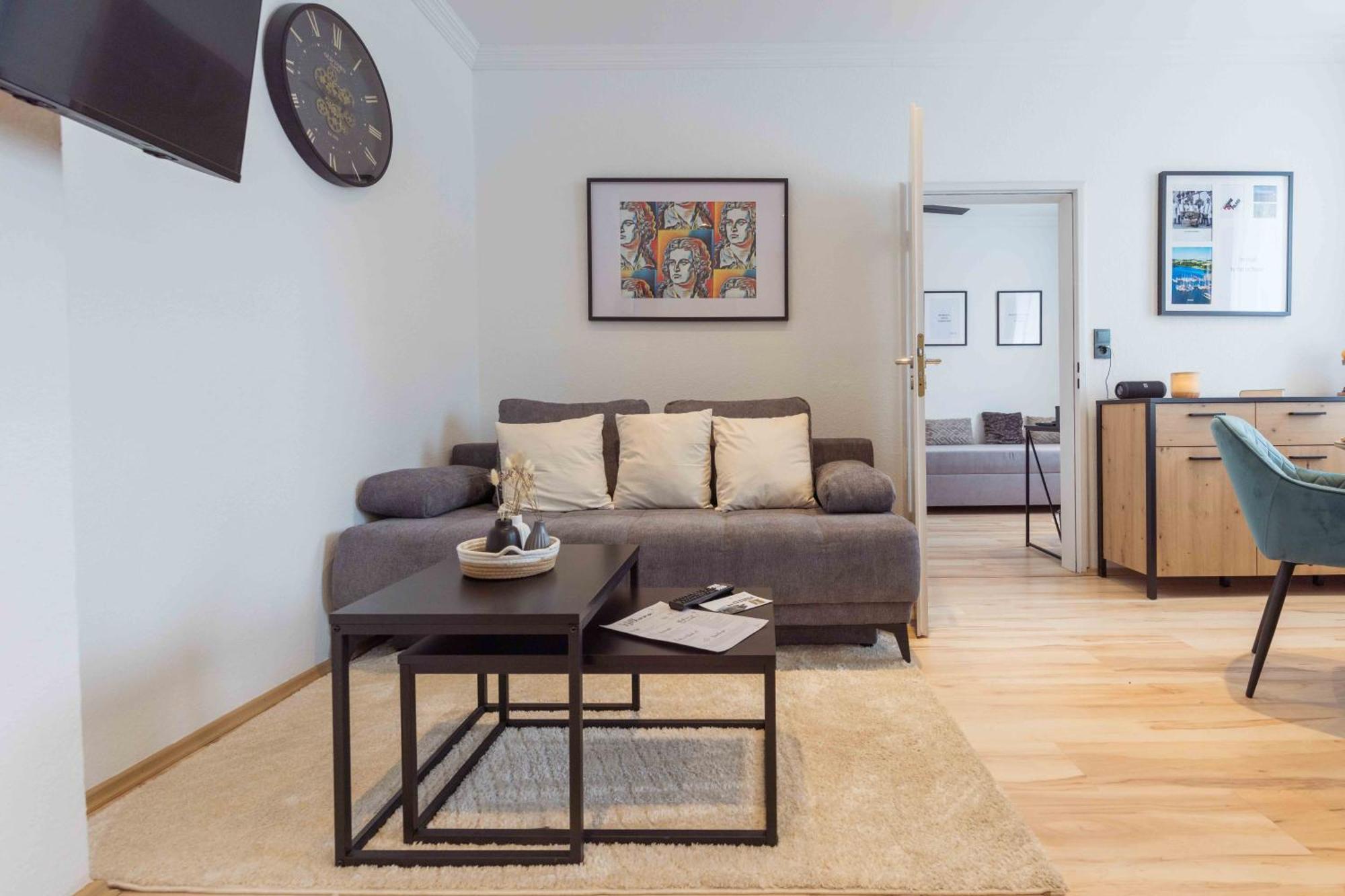 Schillerapartment Hof, Kueche, 24H Digital-Checkin, Parkplatz, Wlan250Mbit Hof  Esterno foto