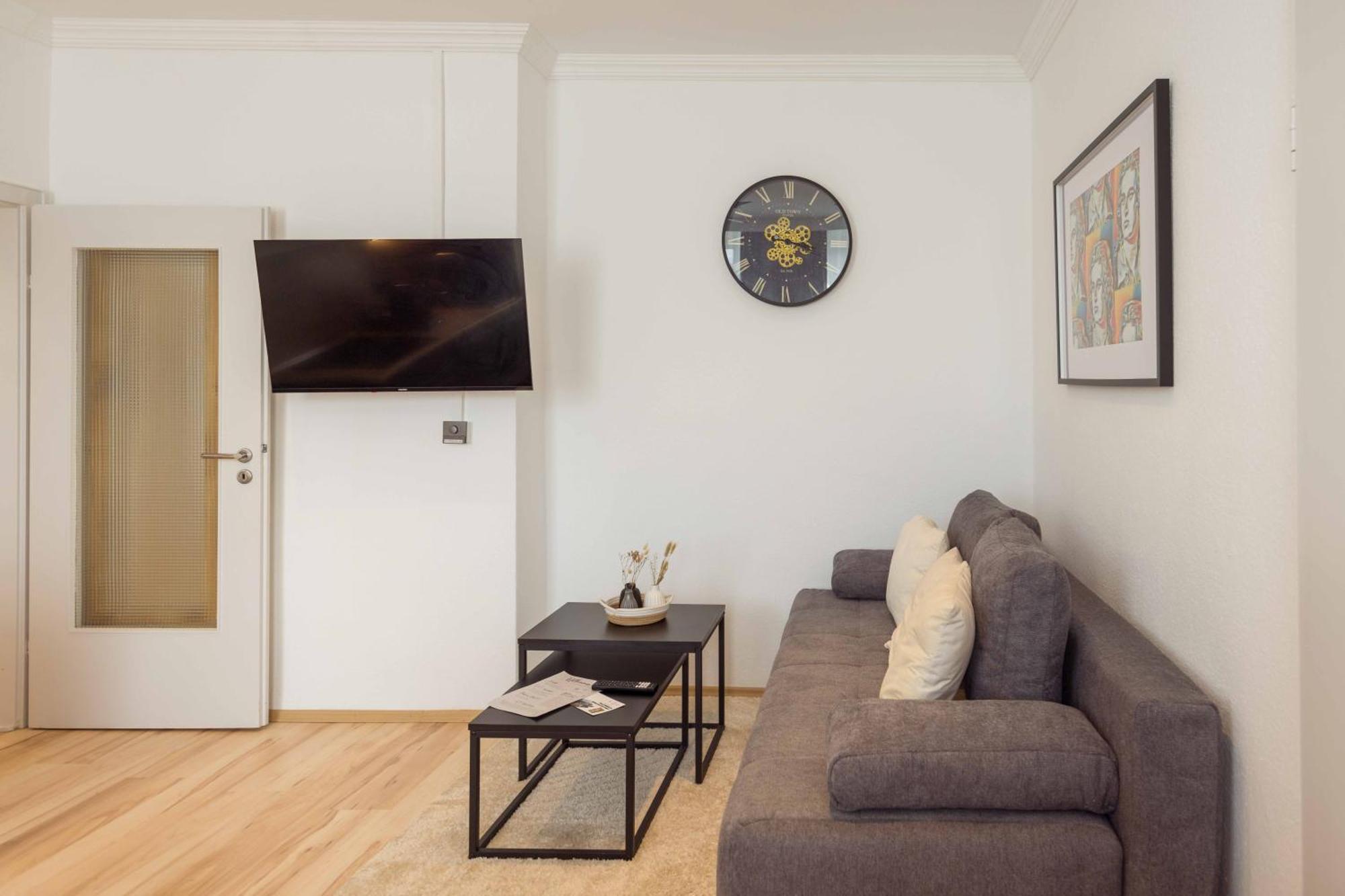 Schillerapartment Hof, Kueche, 24H Digital-Checkin, Parkplatz, Wlan250Mbit Hof  Esterno foto
