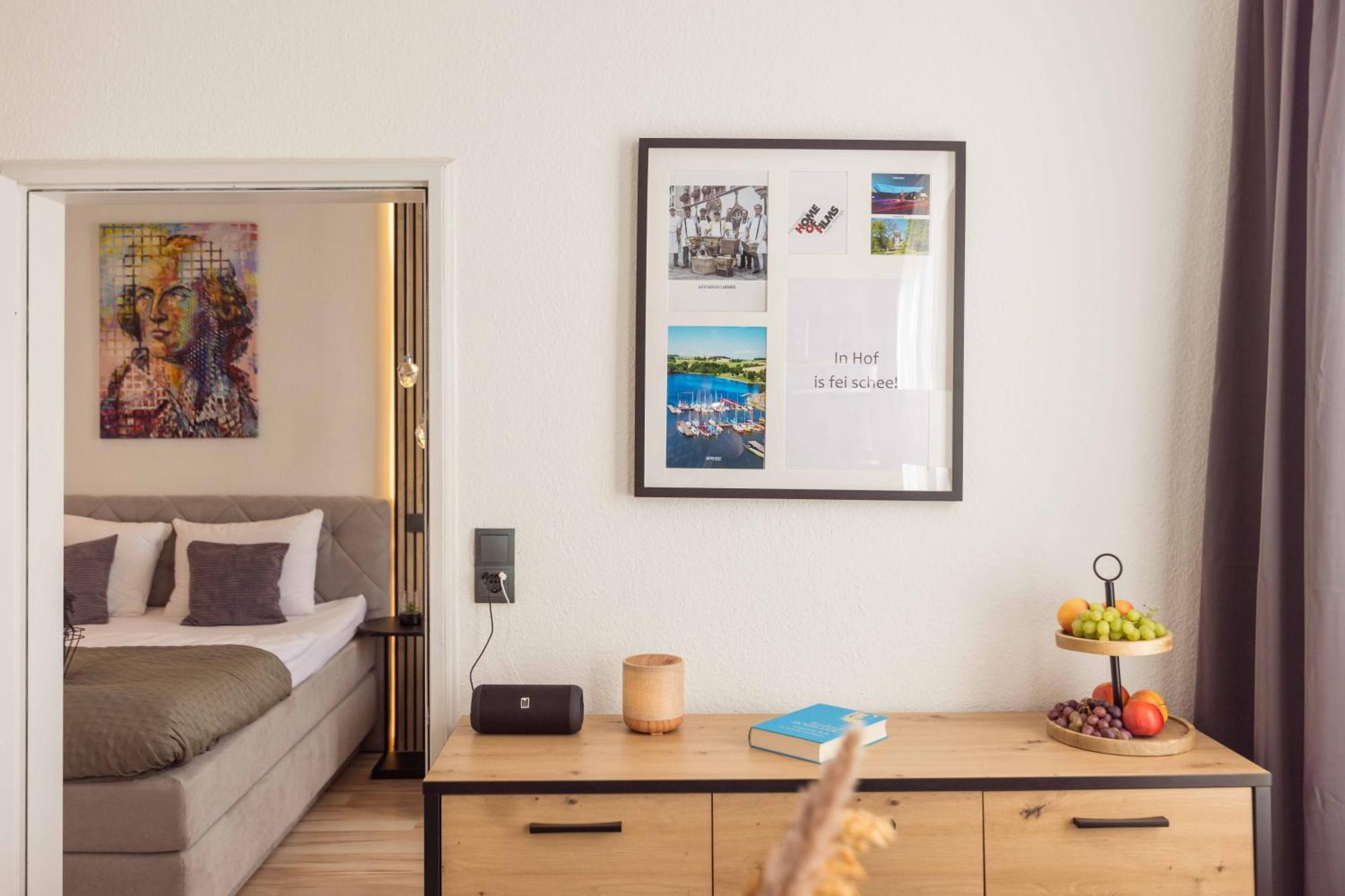 Schillerapartment Hof, Kueche, 24H Digital-Checkin, Parkplatz, Wlan250Mbit Hof  Esterno foto