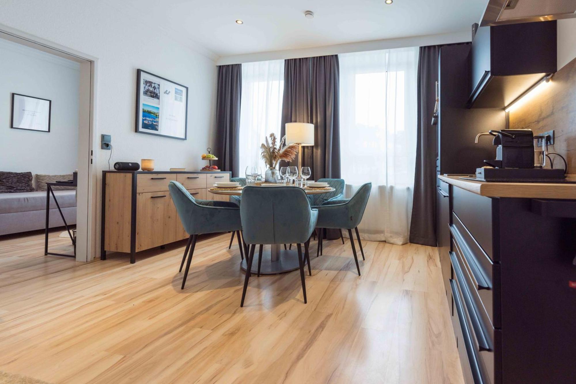 Schillerapartment Hof, Kueche, 24H Digital-Checkin, Parkplatz, Wlan250Mbit Hof  Esterno foto