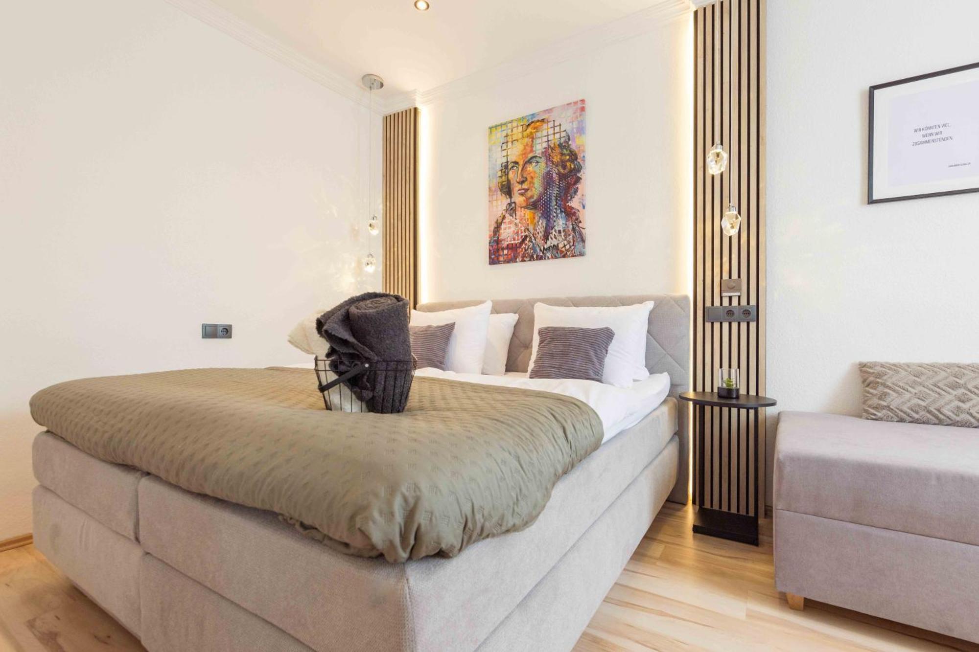 Schillerapartment Hof, Kueche, 24H Digital-Checkin, Parkplatz, Wlan250Mbit Hof  Esterno foto