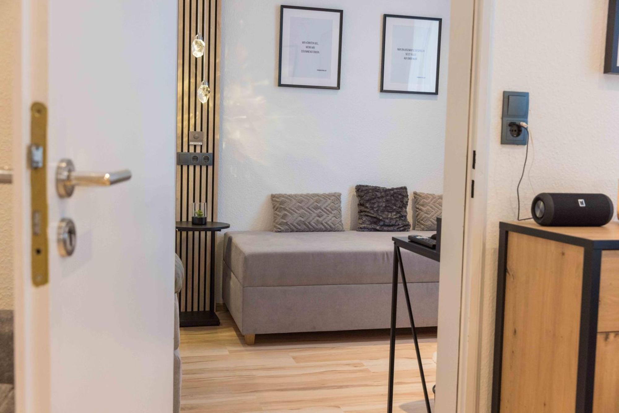 Schillerapartment Hof, Kueche, 24H Digital-Checkin, Parkplatz, Wlan250Mbit Hof  Esterno foto
